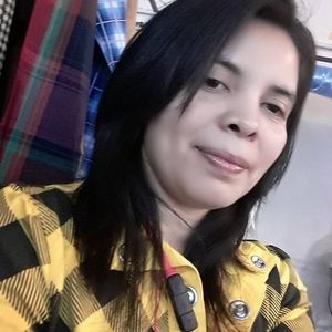 Meet your Posher, Yaneth